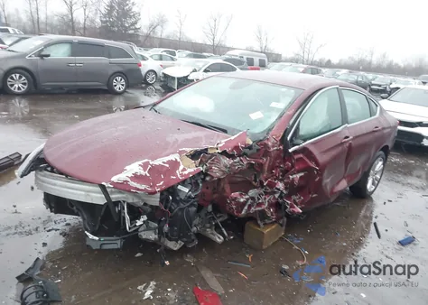 2015 Chrysler 200 Limited z USA, uszkodzony, nr VIN 1C3CCCAB1FN533321